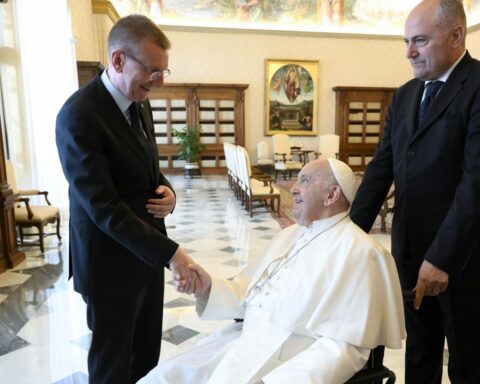 Папа Римский принял президента Ринкевича: о чем они говорили