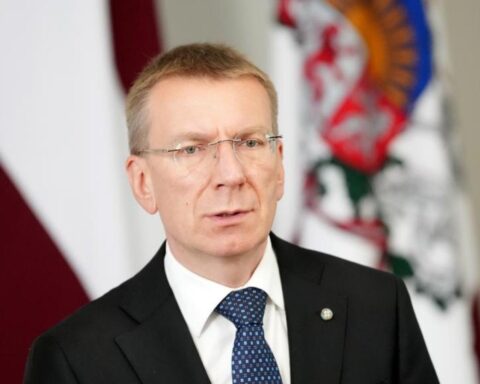 Курс Европарламента останется неизменным - Ринкевич