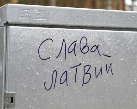 «Так не должно быть в Латвии!» - русский язык назвали «ломающим жизни»