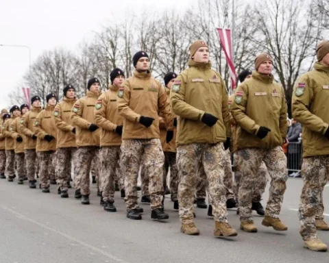 Отправка своих военнослужащих на Украину? Что говорят в Латвии?