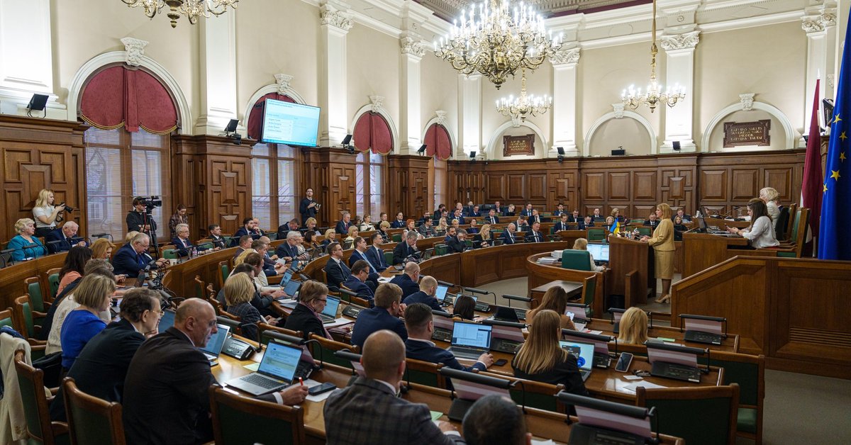 Теперь депутаты обязаны говорить в Сейме только на латышском