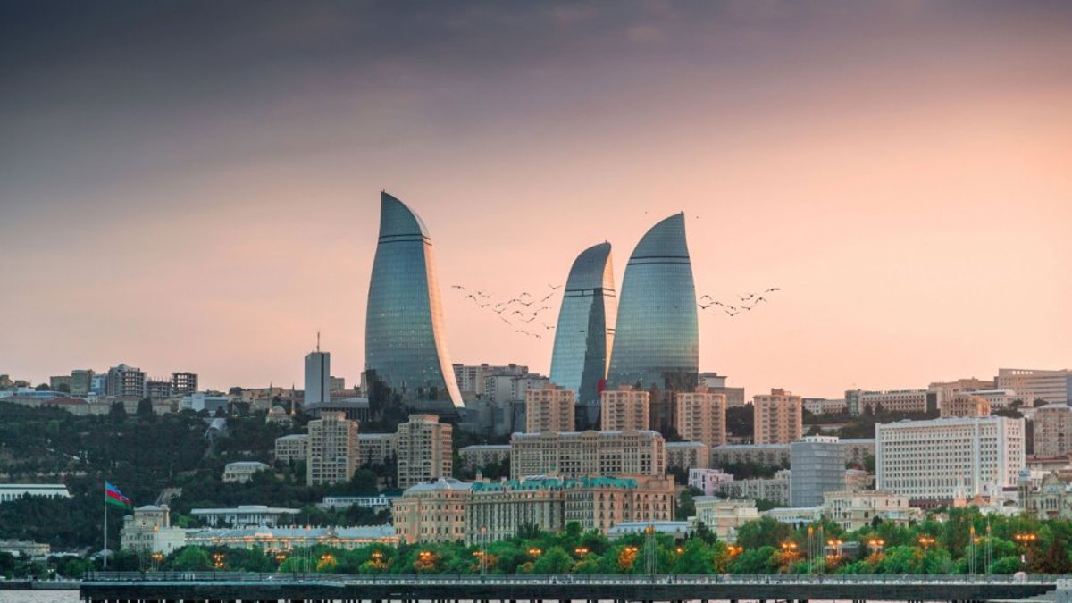 Баку отменил российские культурные мероприятия после задержания граждан Азербайджана в Екатеринбурге