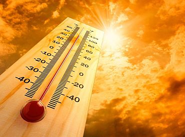 Европа сталкивается с жарой и лесными пожарами, температура превышает +40°C