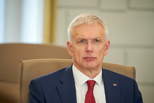 Кариньш поддержал уволившихся чиновников после неудачных выборов: "Общество смешивает ошибку с умышленным злодеянием"
