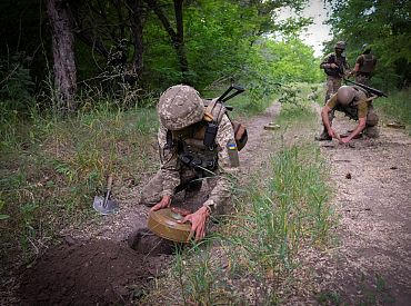Латвия завершает участие в Оттавской конвенции и ожидает поступление мин через полгода