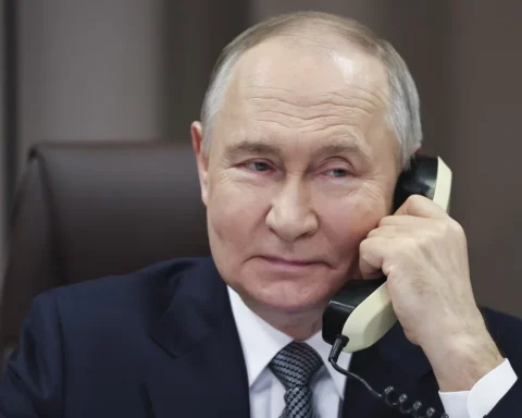 Предполагаемая дочь Путина работает в парижской галерее, где выставляются антивоенные художники