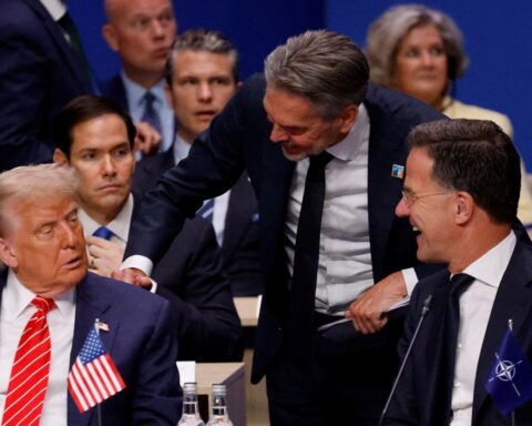 Трамп заявил о гарантиях недопущения нападения России на НАТО в случае его президентства.