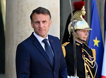 Макрон сообщил об отказе от покупки оружия у США для Украины