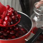 Маринованная черешня без косточек с пряными травами на зиму