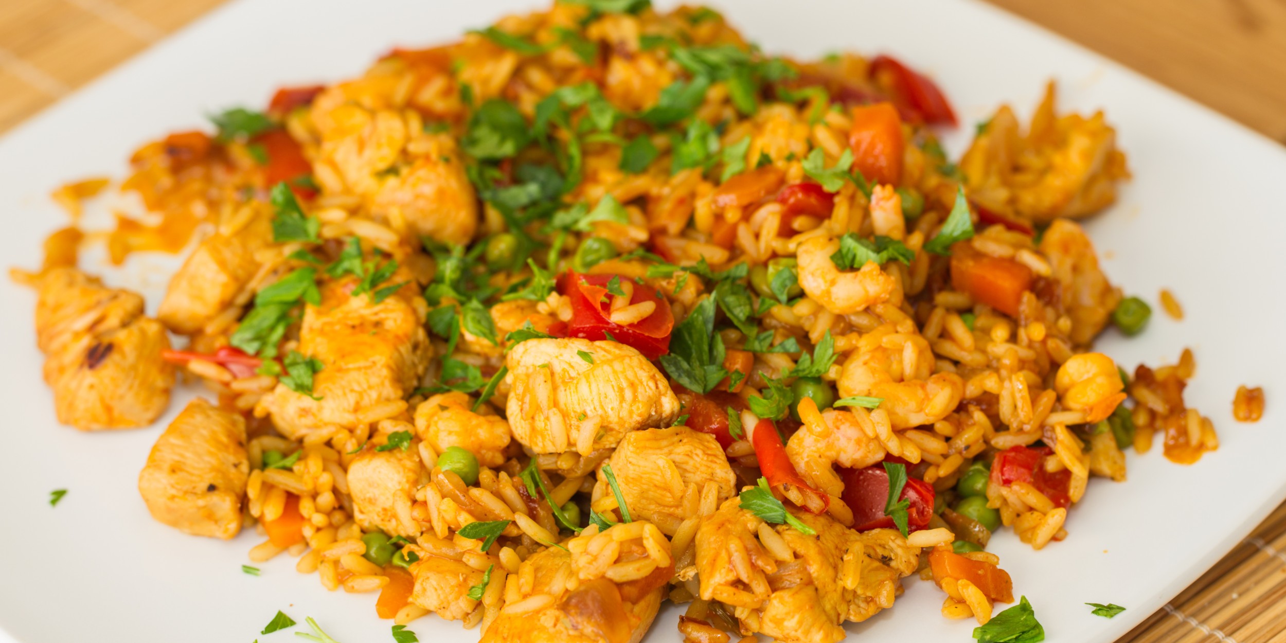 Паэлья с курицей и овощами: простой рецепт приготовления