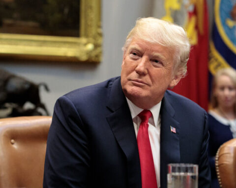 Трамп: Путин стремится к продолжению насилия против людей