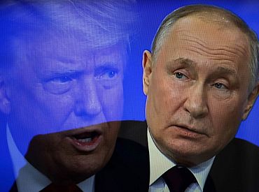 Трамп заявил о угрозе Путину разбомбить Москву в случае атаки на Украину