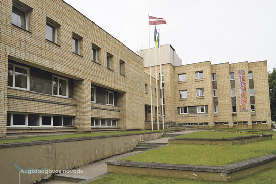 В Аугшдаугавском крае сформированы состав и руководство двух основных комитетов думы