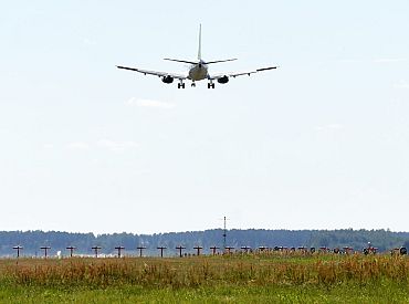 Во Франции отменено почти 1000 авиарейсов из-за забастовки