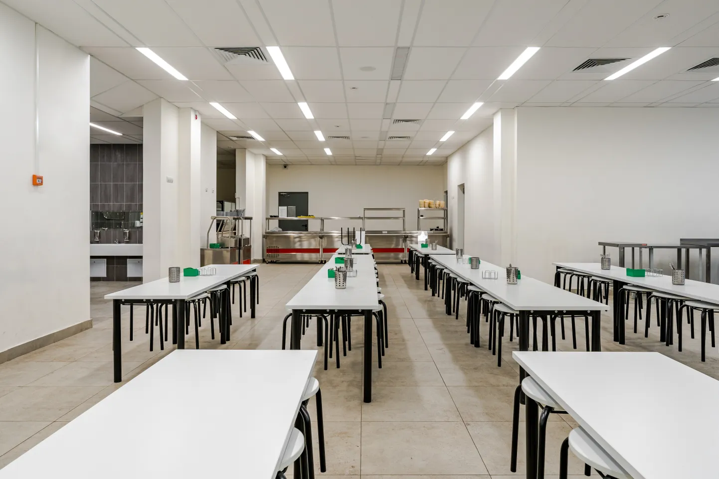 Число учебных заведений в Латвии сократилось за 15 лет