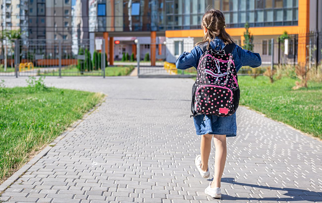 Как выбрать школьный рюкзак для комфортной нагрузки и поддержки спины ребенка