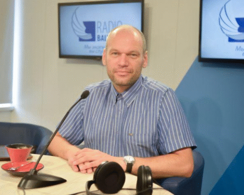 Латвийский политолог о встрече на Аляске: "Как же нам без войны?"