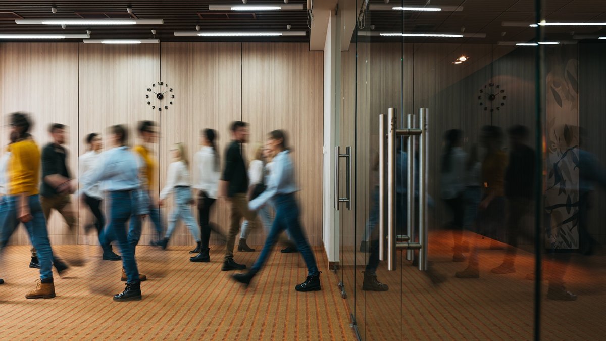 Минблаг разъясняет поправки к закону о труде после поддержки правительства