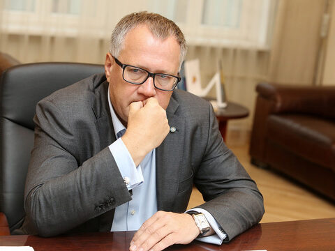 Министр финансов Латвии: расходы на оборону требуют сокращения других сфер бюджета