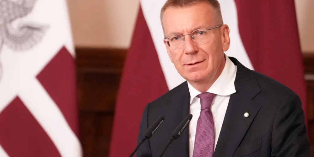Президент Латвии призывает Latvijas Pasts пересмотреть тарифы на доставку прессы
