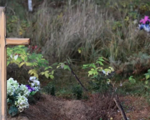 Протесты против частного кладбища в Иманте: недостаток мест на муниципальном кладбище