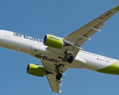 Штейнбука: банкротство airBaltic станет большим риском для латвийской экономики