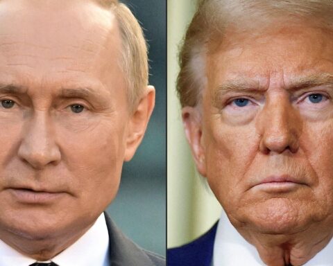 Трамп и Путин встретятся на Аляске для обсуждения перемирия в Украине