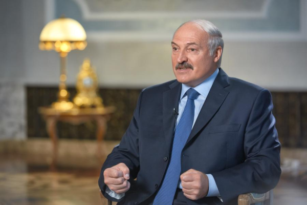 Трамп ожидает встречи с Лукашенко после телефонного разговора о переговорах с Путиным