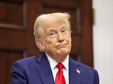 Трамп сравнил Путина и Зеленского с маслом и уксусом на фоне отказа от встречи