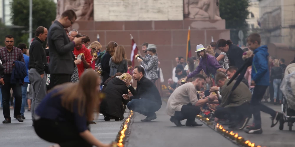У памятника Свободы создадут символический "огненный путь" в знак единства балтийских народов