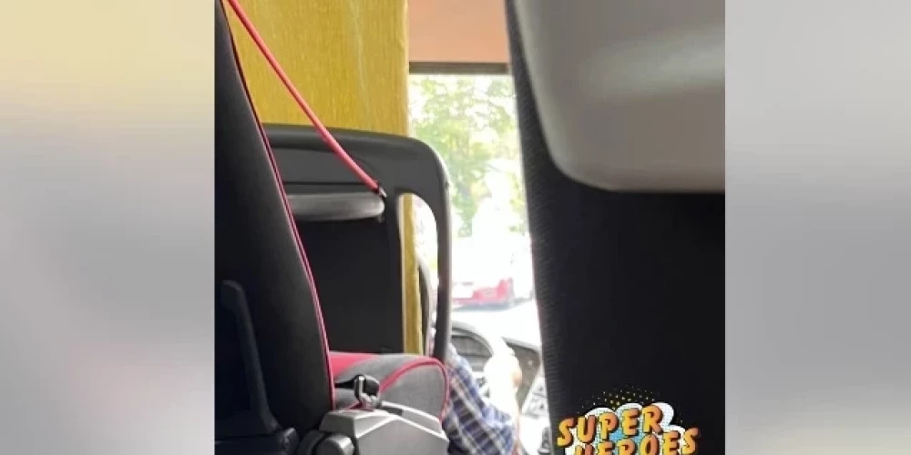Водитель автобуса из Сигулды помог мальчику вернуться к пропущенной остановке