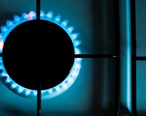 Эстония вводит полный запрет на импорт газа из России с 2024 года