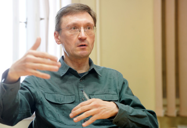 Латвийцы негативно оценивают министров и правительство, утверждает социолог