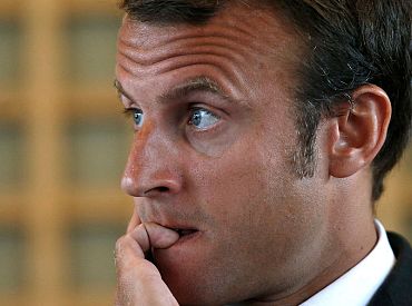 Макрон застрял в Нью-Йорке из-за перекрытых дорог, звонил Трампу