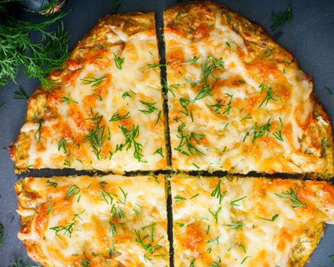 Пицца из кабачков, приготовленная в аэрогриле