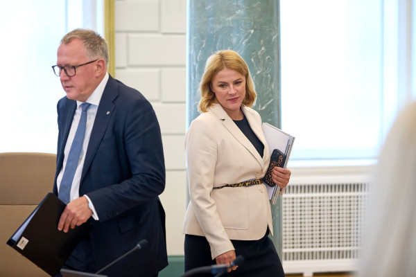 Правительство Эвики Силини ожидает сложную осень с пятью фронтами бюджетной борьбы