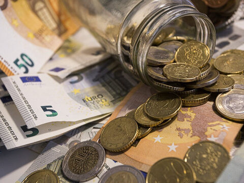 Прибыль латвийских банков за восемь месяцев упала на 28,7% до 270 млн евро