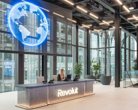 Revolut открыл новый центральный офис в Лондоне и анонсировал планы на 100 миллионов клиентов
