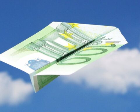 В консолидированном госбюджете Латвии за восемь месяцев образовался дефицит в 257 млн евро