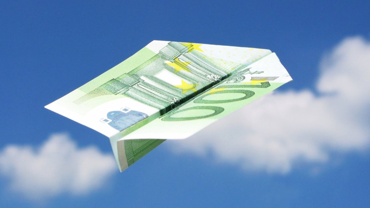 В консолидированном госбюджете Латвии за восемь месяцев образовался дефицит в 257 млн евро