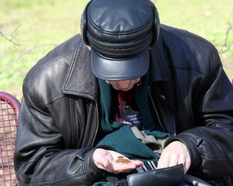 В Латвии 71% жителей знают о втором пенсионном уровне, в Литве — 36%