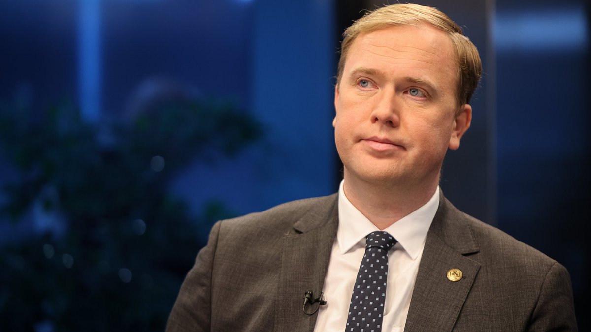 Валайнис утверждает о совместной ответственности правления и совета Rīgas siltums за повышение тарифа на тепло