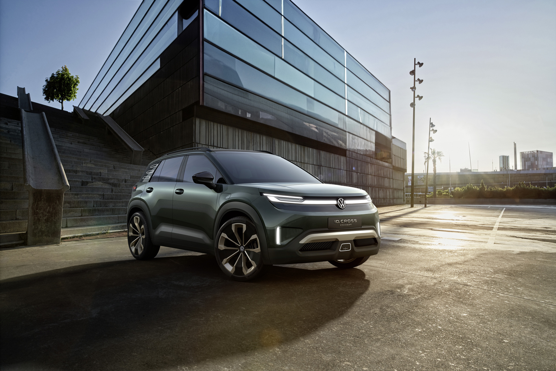 Volkswagen представит концепт компактного электрического SUV ID. CROSS на IAA Mobility в Мюнхене