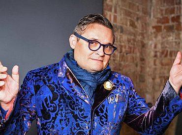 Александр Васильев задержан при въезде в США из-за рекламных афиш своих выступлений