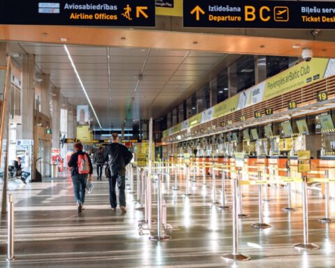 Эксперты: сокращение рейсов Ryanair — привычная стратегия авиакомпании