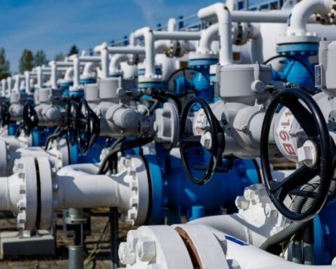Газовое хранилище в Инчукалнсе полупустое: последствия санкций и прогнозы на зиму
