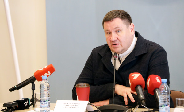Градоначальник Огрс призвал к сопротивлению оккупантам и продаже оружия для защиты страны