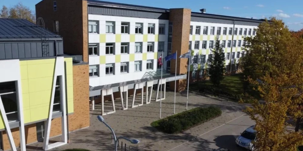 Хищение в Резекненском техникуме: директор отстранена после расследования на сумму более 54 000 евро