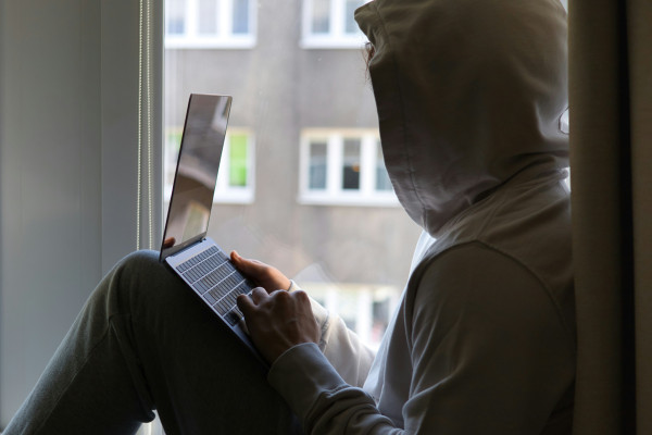 Искусственный интеллект станет одной из угроз предстоящим выборам в Сейм
