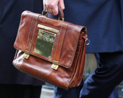 Конфедерация работодателей против передачи проекта госбюджета на 2025 год в Сейм